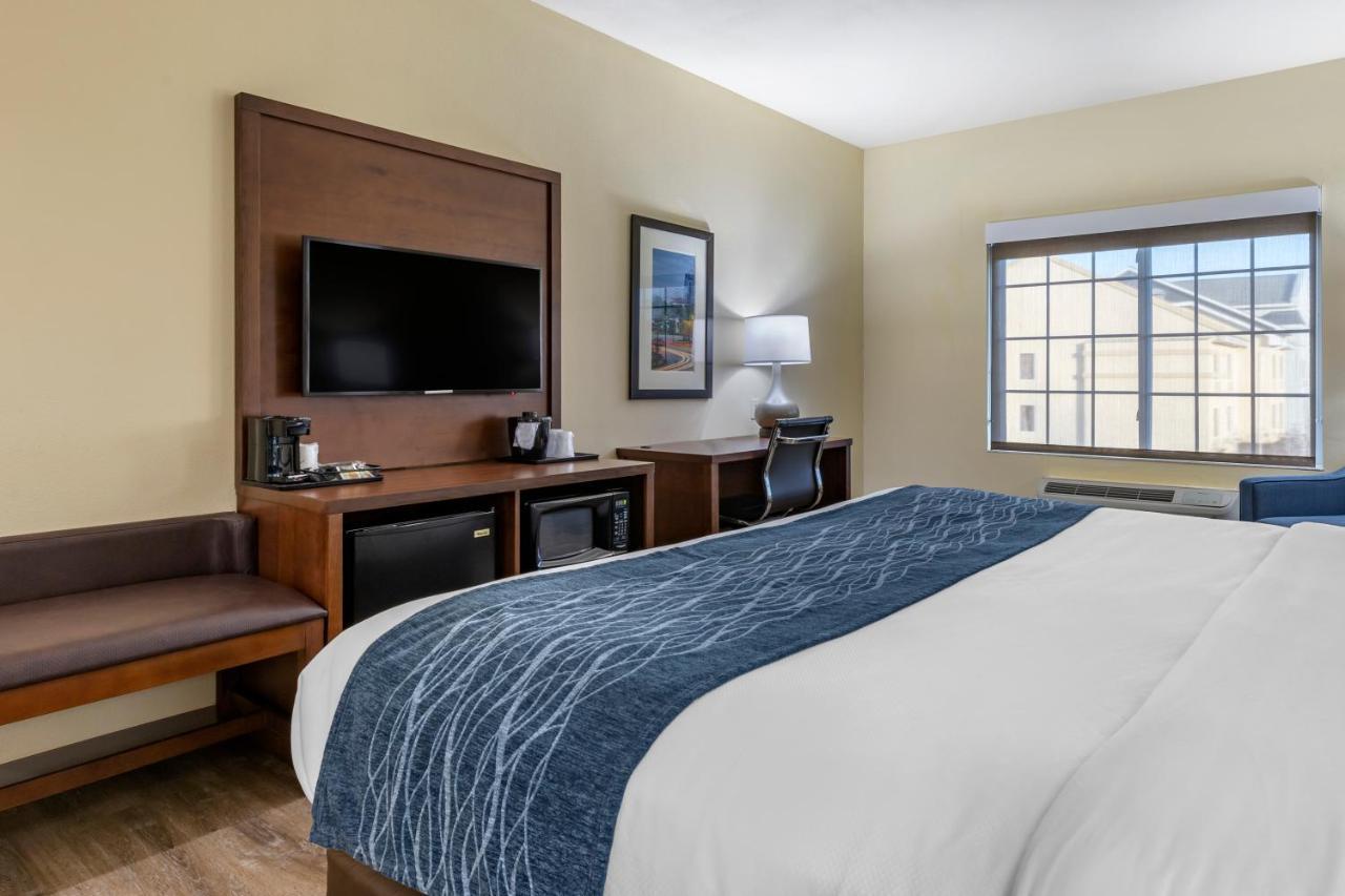 Comfort Inn & Suites High Point - Archdale Phòng bức ảnh