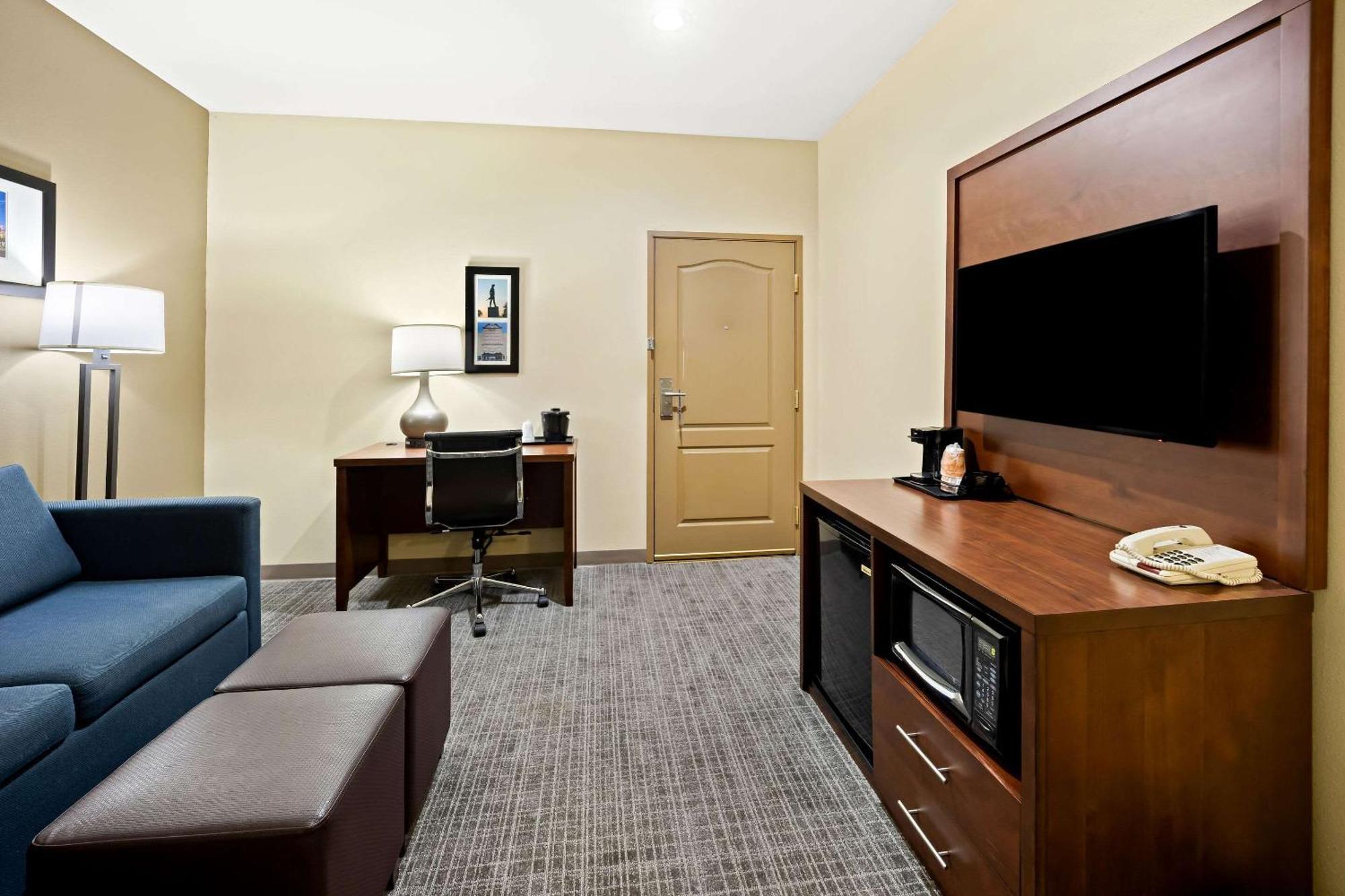 Comfort Inn & Suites High Point - Archdale Ngoại thất bức ảnh