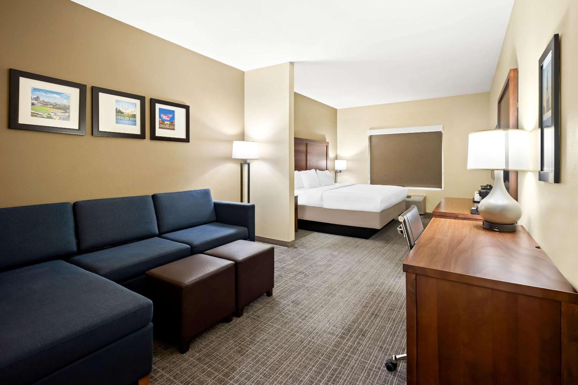 Comfort Inn & Suites High Point - Archdale Ngoại thất bức ảnh
